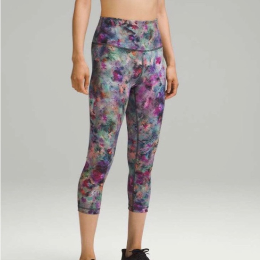 Lululemon Wunder Train High-Rise Crop 21"